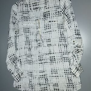 Apt. 9 White/Black Patterned Blouse